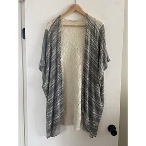 Altar'd State Long Flowy Cardigan XS Gray And Cream